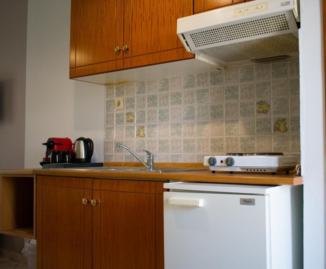 Theano Apartments Ступа Екстер'єр фото
